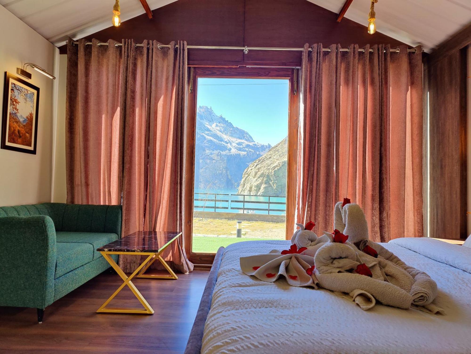 Horizon Resort Attabad Lake Hunza Karimabad  Exterior foto